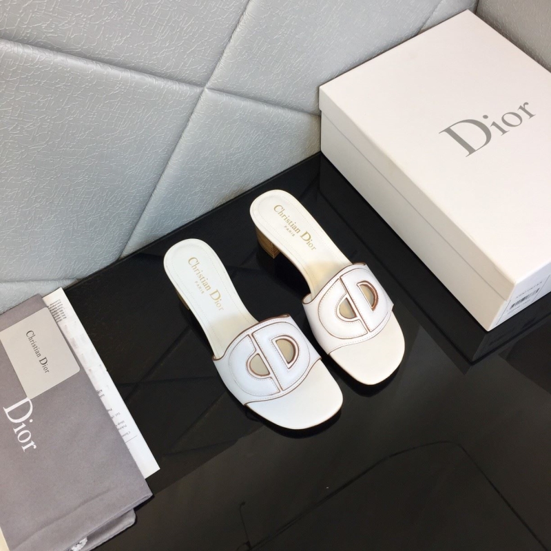 ch**an D*or slippers